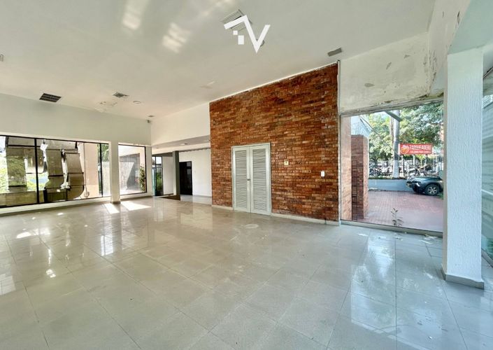 Local en arriendo en El Prado, Barranquilla, 807 m² · foto 2 de 13