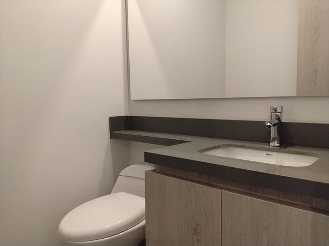 Apartamento de 3 alcobas en arriendo en El Poblado, Medellín, 123 m² · foto 18 de 19