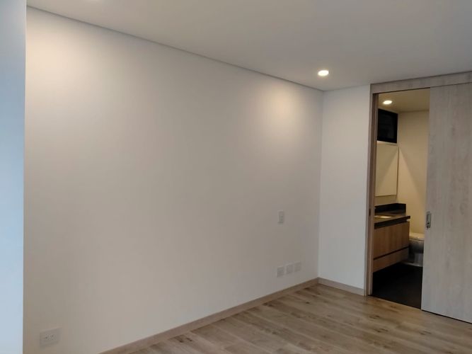 Apartamento de 3 alcobas en arriendo en El Poblado, Medellín, 123 m² · foto 13 de 19