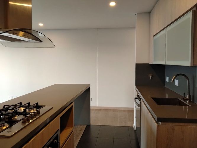 Apartamento de 3 alcobas en arriendo en El Poblado, Medellín, 123 m² · foto 4 de 19