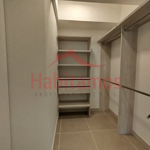 Apartamento de 3 alcobas en arriendo en El Poblado, Medellín, 140 m² · foto 11 de 24