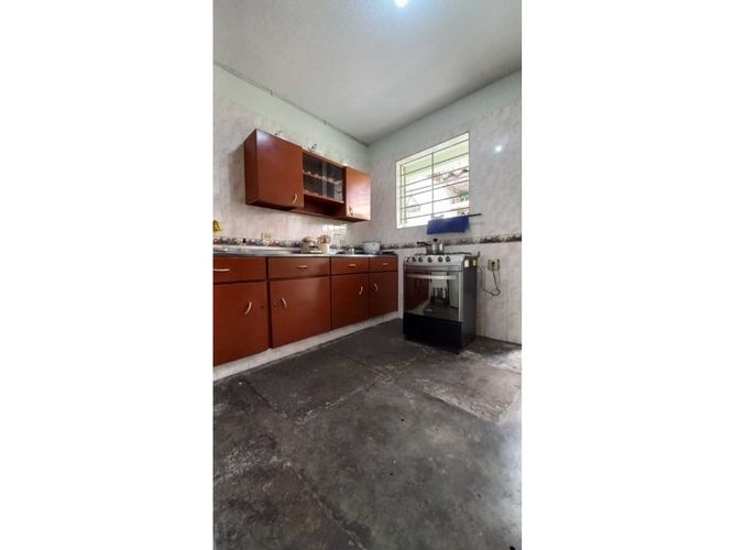 Casa de 4 alcobas en venta en San Fernando Nuevo, Cali, 225 m² · foto 3 de 21