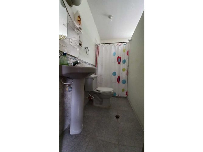 Casa de 4 alcobas en venta en San Fernando Nuevo, Cali, 225 m² · foto 19 de 21