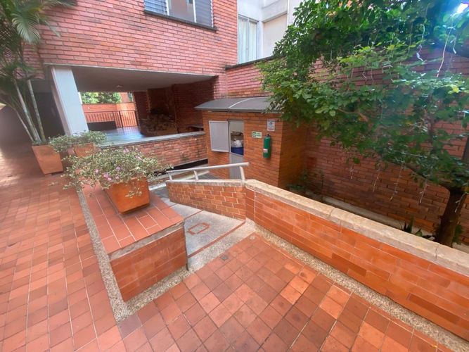 Apartamento de 3 alcobas en venta en Antonia Santos Centro, Bucaramanga, 100 m² · foto 23 de 24