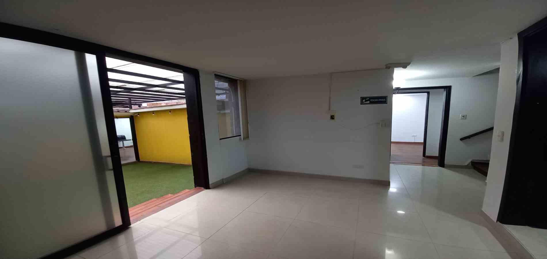 Casa en arriendo en Chipre, Manizales · foto 13 de 24