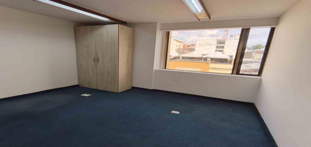 Oficina en arriendo en El Centro, Manizales, 25 m² · foto 8 de 24
