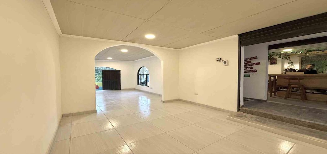 Local en arriendo en San Jose Sur, Pereira, 38 m² · foto 4 de 11
