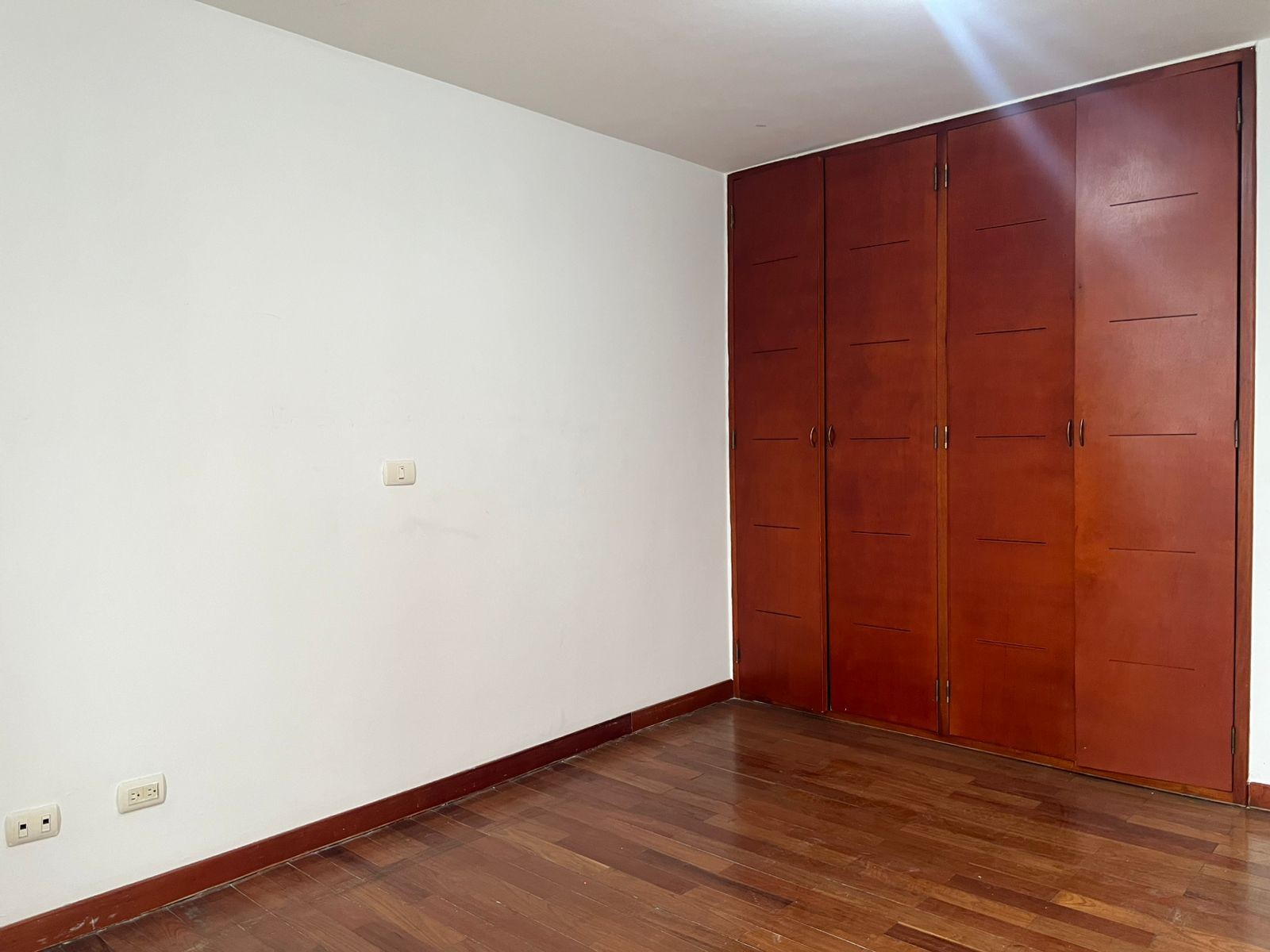 Apartamento en arriendo en Loma Benedictinos, Envigado · foto 9 de 18