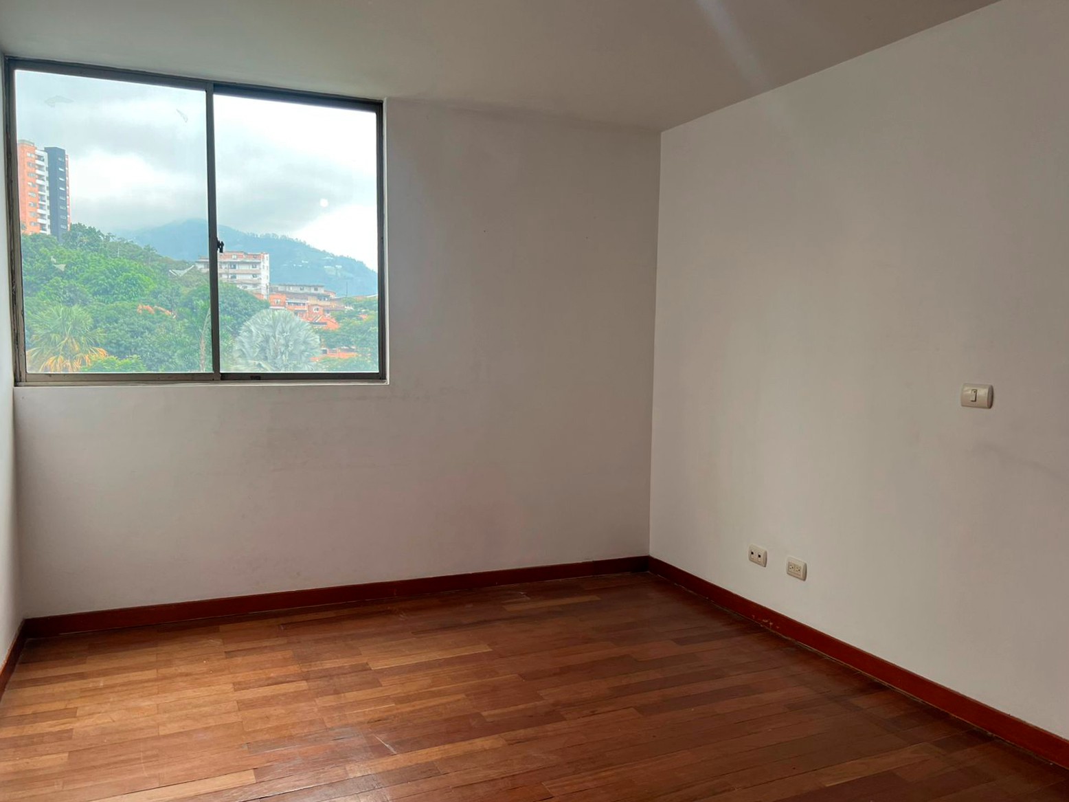 Apartamento en arriendo en Loma Benedictinos, Envigado · foto 13 de 18