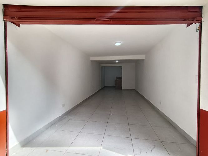 Local en arriendo en Laureles, Medellín, 35 m² · foto 6 de 10