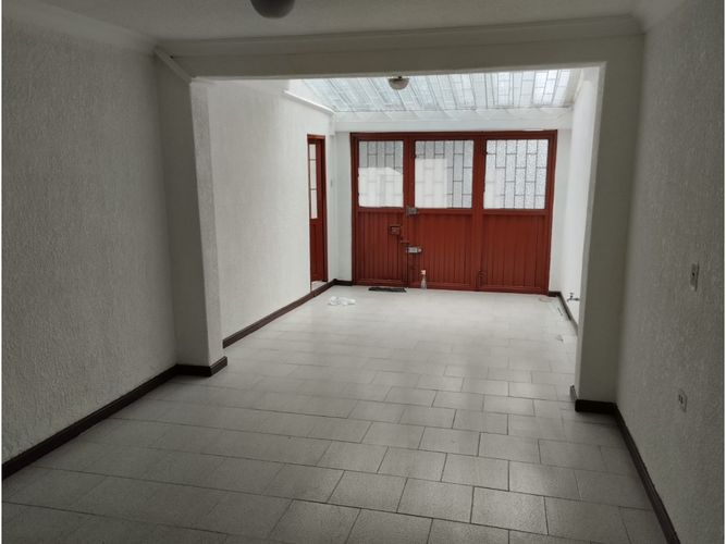 Casa en venta en Jardin Botanico, Bogotá · foto 4 de 24