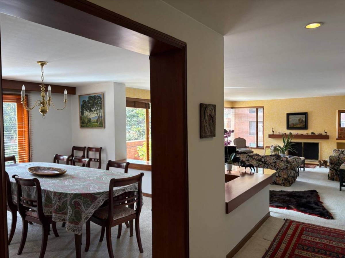 Apartamento en venta en Santa Barbara Central, Bogotá · foto 9 de 24