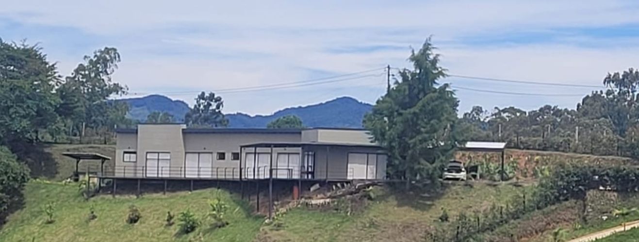 Casa de 3 alcobas en venta en San Antonio De Pereira, Rionegro, 270 m² · foto 9 de 18