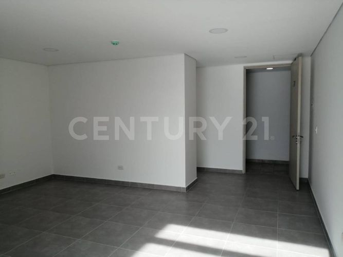 Oficina en arriendo en Centro, Cajicá, 29 m² · foto 5 de 15