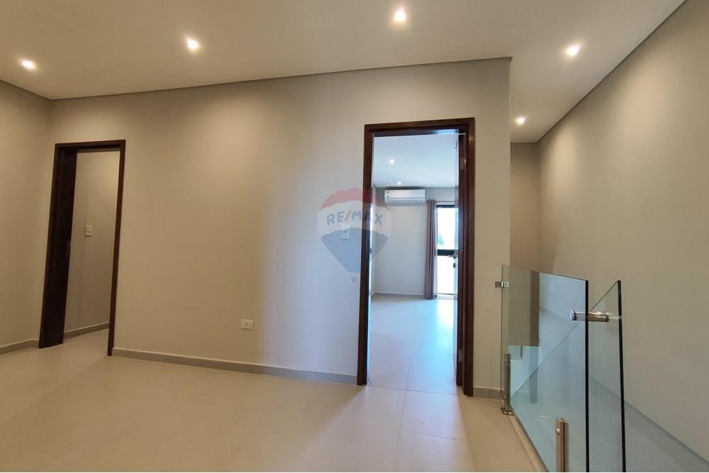 VENDO DUPLEX PREMIUM EN Bo. San Cristóbal. Asuncion. — foto 3