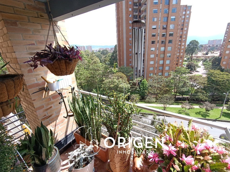 Apartamento en venta en Gratamira, Bogotá · foto 9 de 24