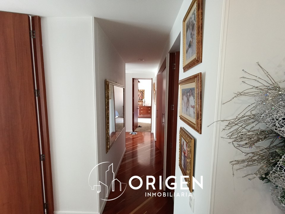 Apartamento en venta en Gratamira, Bogotá · foto 11 de 24