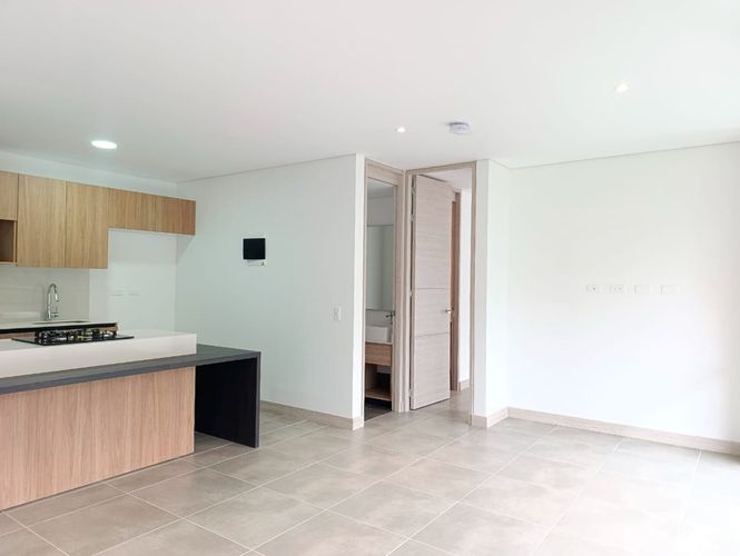 Apartamento de 1 alcoba en arriendo en Los Balsos, Medellín, 67 m² · foto 5 de 18