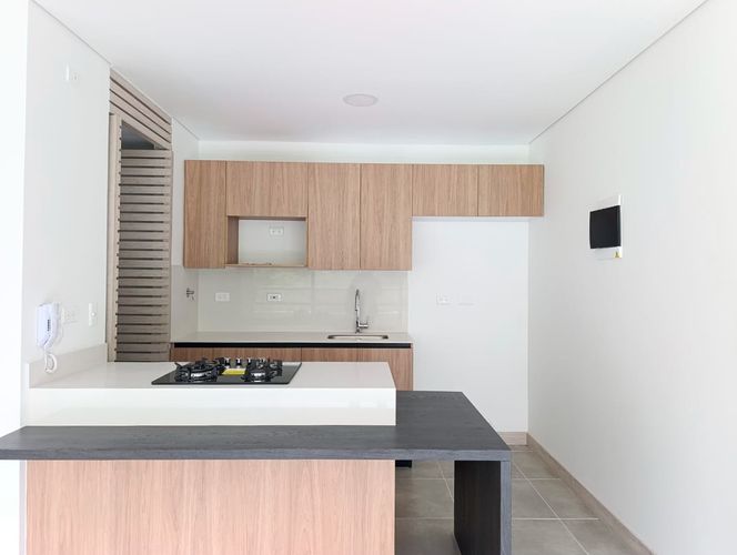 Apartamento de 1 alcoba en arriendo en Los Balsos, Medellín, 67 m² · foto 10 de 18
