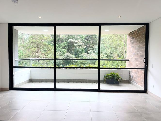 Apartamento de 1 alcoba en arriendo en Los Balsos, Medellín, 67 m² · foto 2 de 18