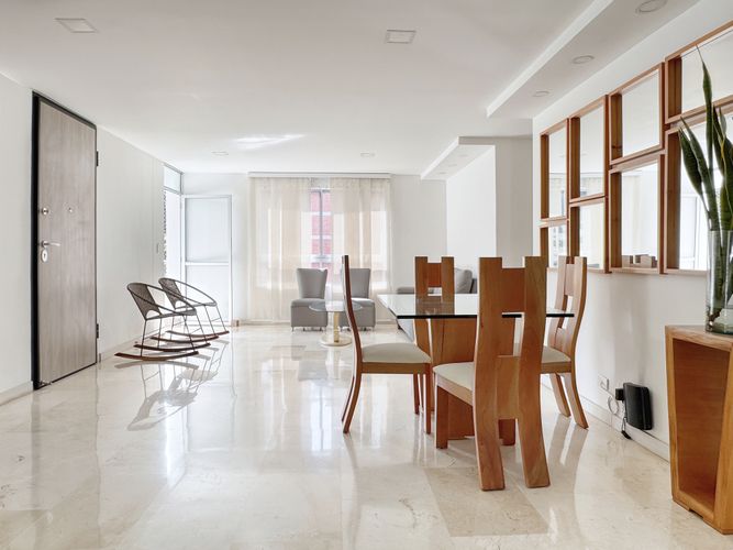 Apartamento de 3 alcobas en venta en Belén, Medellín, 146 m² · foto 4 de 17
