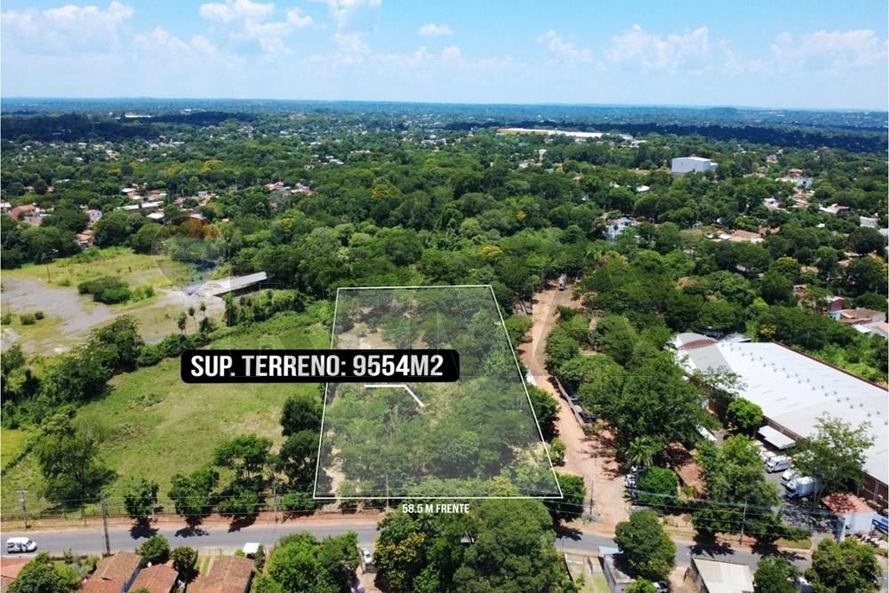 AMPLIO TERRENO COMERCIAL SOBRE AV. AVELINO MARTÍNEZ — foto 2