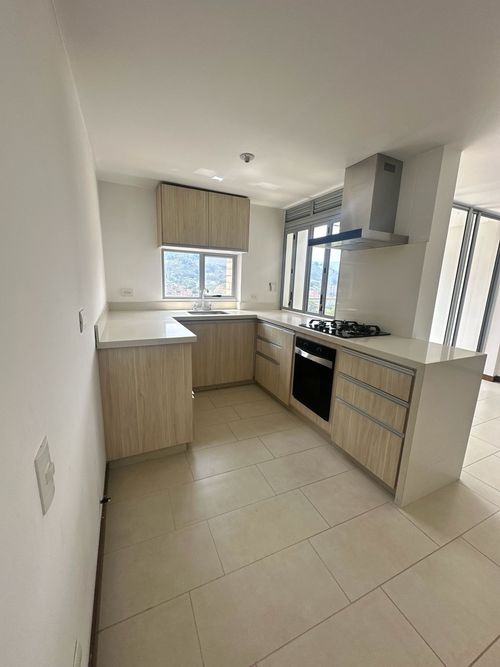 Apartamento de 2 alcobas en venta en Camino Verde, Envigado, 77 m² · foto 19 de 24