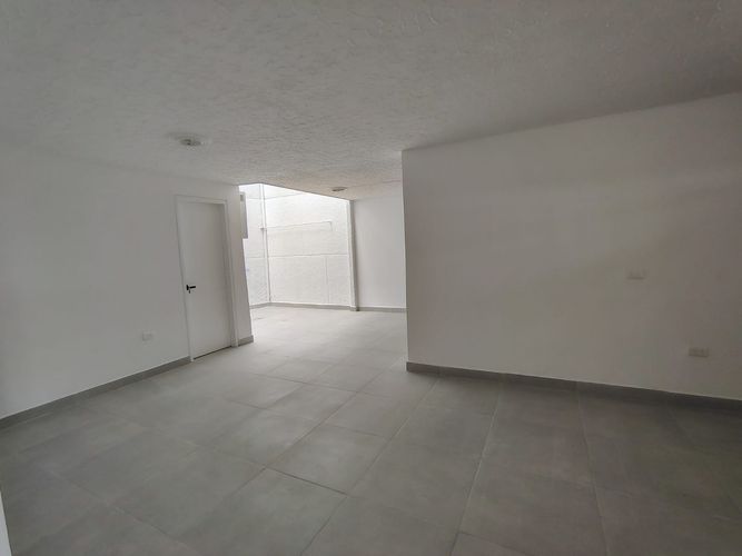 Oficina en arriendo en Laureles, Medellín, 320 m² · foto 6 de 20