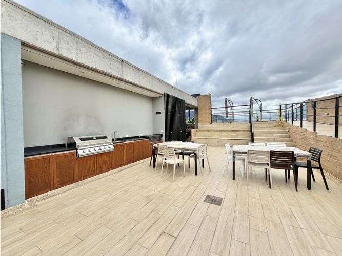 Apartaestudio en venta en Chico, Bogotá, 27 m² · foto 9 de 15