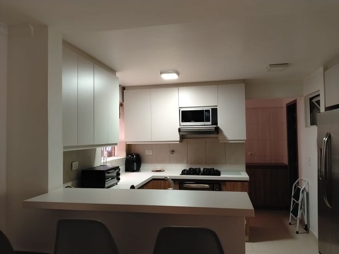 Casa de 3 alcobas en venta en El Poblado, Medellín, 220 m² · foto 6 de 19
