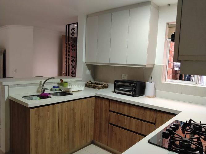Casa de 3 alcobas en venta en El Poblado, Medellín, 220 m² · foto 5 de 19