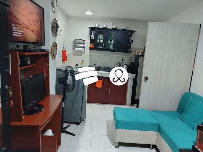 Apartamento de 8 alcobas en venta en Centro, Bello, 229 m² · foto 9 de 17