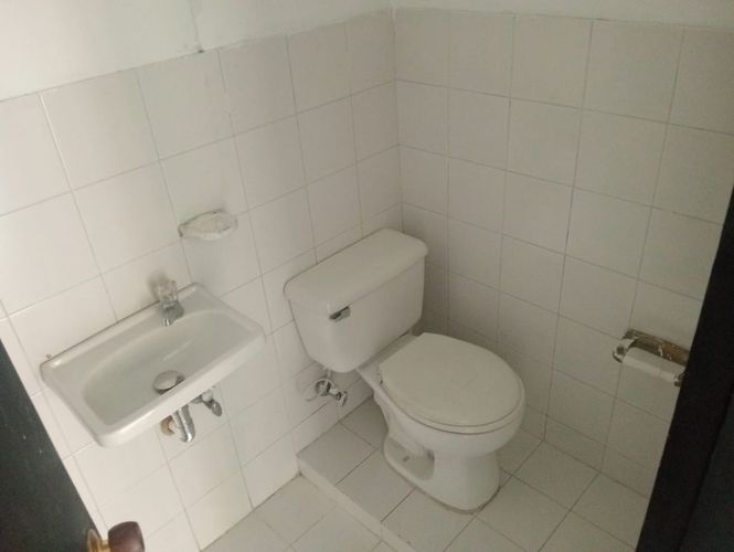 Local en arriendo en Laureles, Medellín, 40 m² · foto 8 de 9