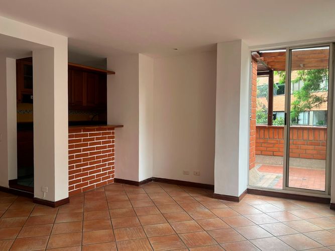 Apartamento en venta en El Poblado, Medellín · foto 4 de 16