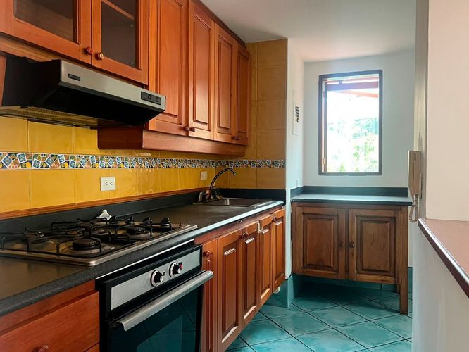 Apartamento en venta en El Poblado, Medellín · foto 9 de 16
