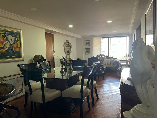 Apartamento de 3 alcobas en venta en El Poblado, Medellín, 96 m² · foto 1 de 11