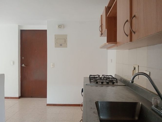 Apartamento de 3 alcobas en arriendo en Laureles, Medellín, 80 m² · foto 7 de 17