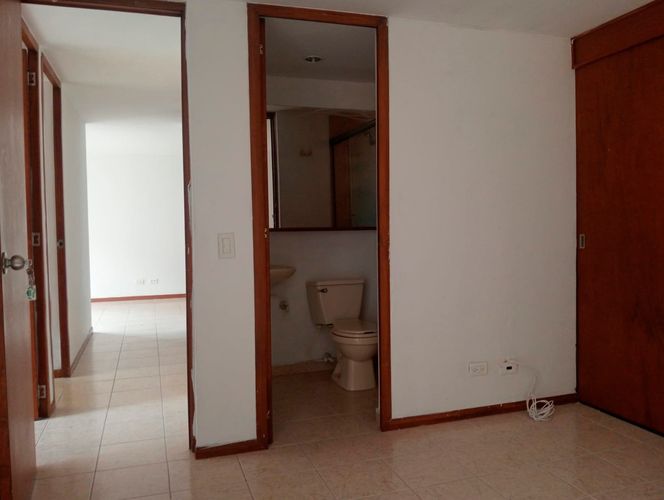 Apartamento de 3 alcobas en arriendo en Laureles, Medellín, 80 m² · foto 14 de 17