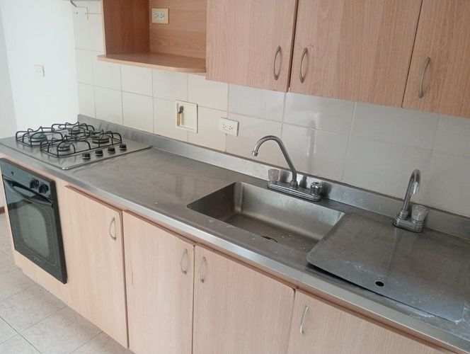 Apartamento de 3 alcobas en arriendo en Laureles, Medellín, 80 m² · foto 6 de 17