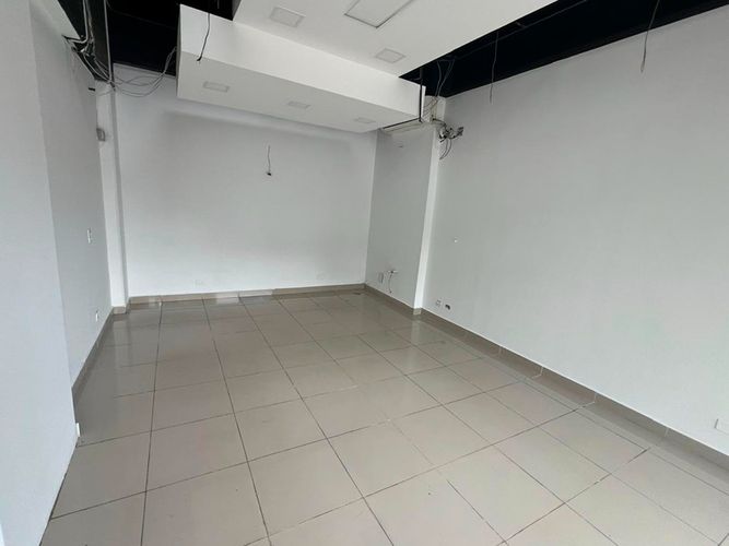 Local en arriendo en La Florida, Medellín, 30 m² · foto 4 de 12
