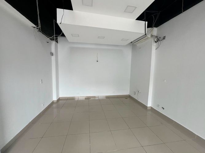 Local en arriendo en La Florida, Medellín, 30 m² · foto 5 de 12