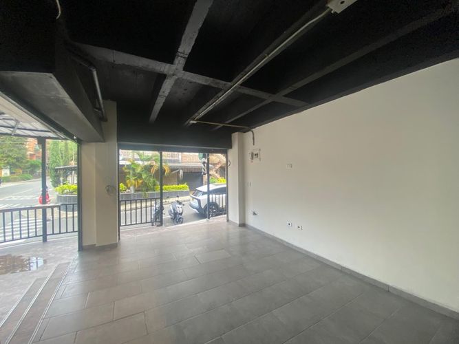 Local en arriendo en La Paz, Envigado, 77 m² · foto 3 de 5
