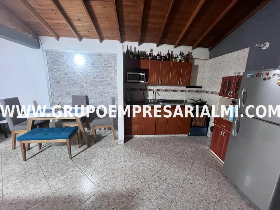 Apartaestudio for sale in Villa hermosa, Medellín 2