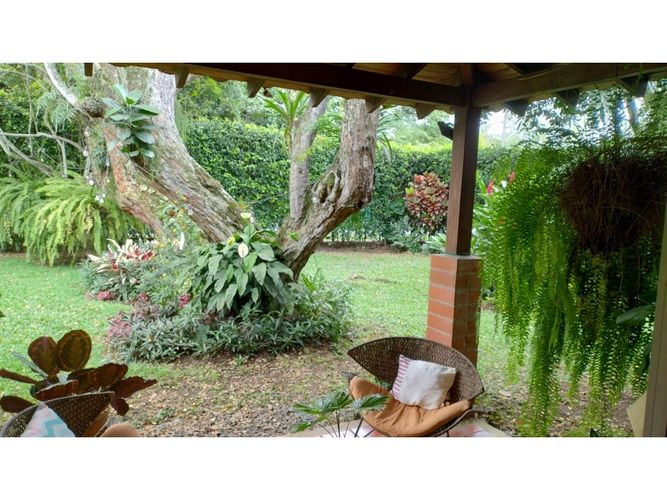 Casa de 4 alcobas en venta en Pance, Cali, 226 m² · foto 1 de 12