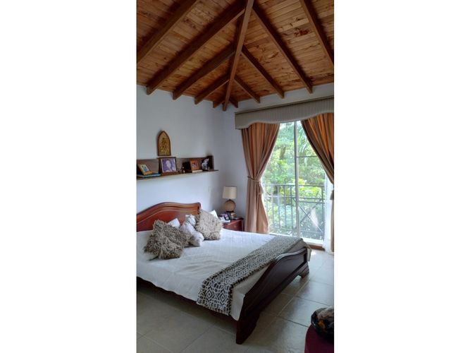 Casa de 4 alcobas en venta en Pance, Cali, 226 m² · foto 11 de 12