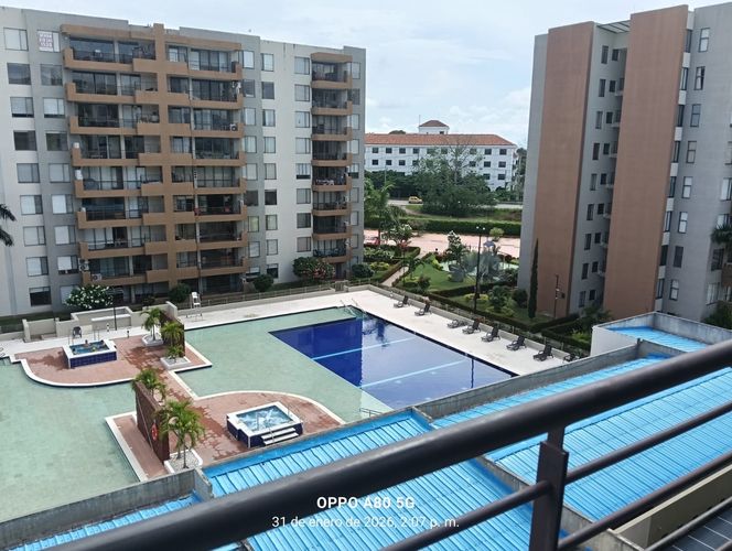 Apartamento de 3 alcobas en venta en Las Palmas, Ricaurte, 93 m² · foto 2 de 13