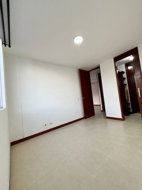Apartamento de 3 alcobas en venta en Prados Del Norte, Cali, 57 m² · foto 10 de 20
