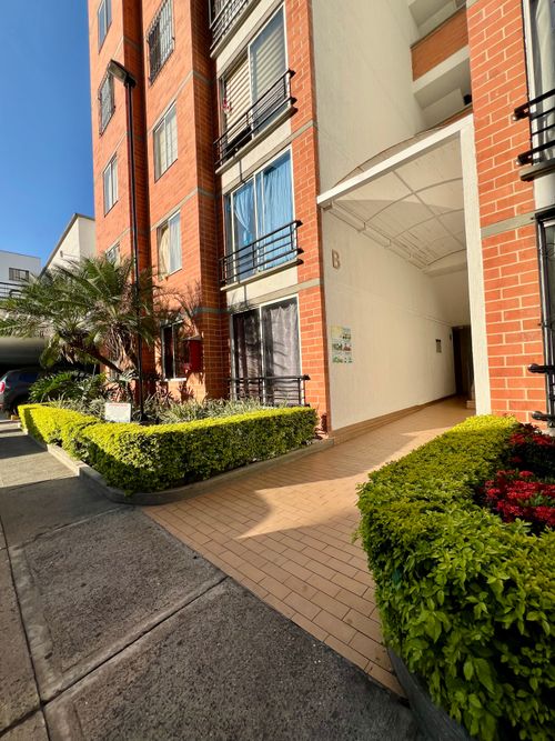 Apartamento de 3 alcobas en venta en Prados Del Norte, Cali, 57 m² · foto 13 de 20