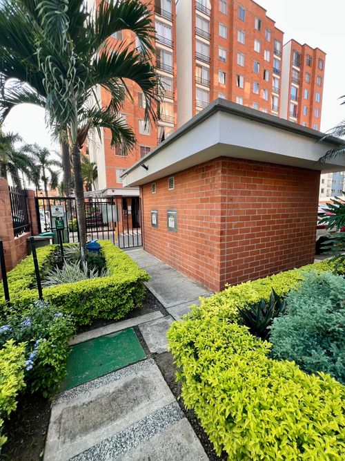 Apartamento de 3 alcobas en venta en Prados Del Norte, Cali, 57 m² · foto 16 de 20