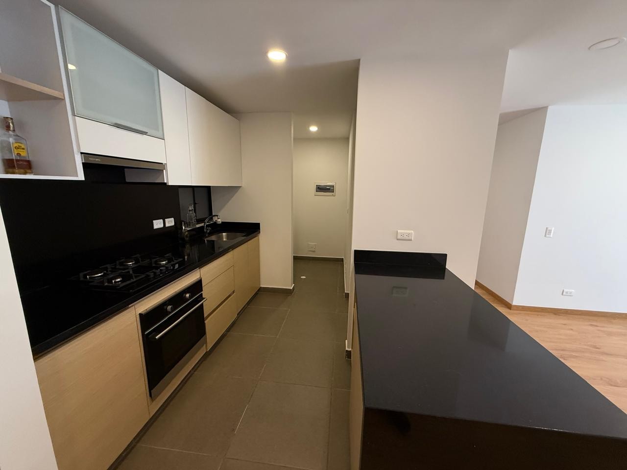 Apartamento en venta en Contador, Bogotá · foto 3 de 20